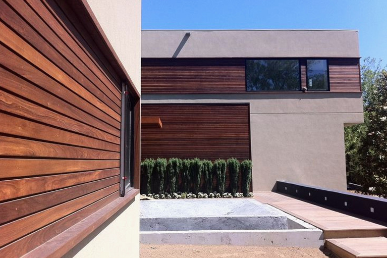 What are the uses and benefits of Wood Plastic Composite?